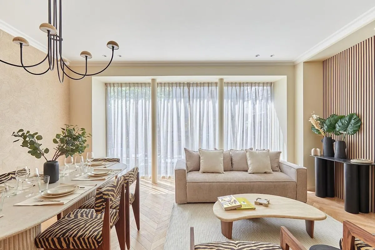 Incredible Ac 3 Bedrooms Center Of By Prestige *