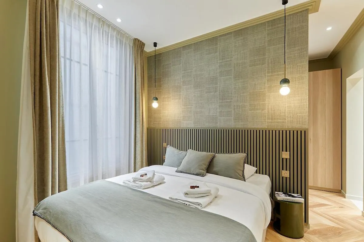 Incredible Ac 3 Bedrooms Center Of By Prestige Appartement Parijs